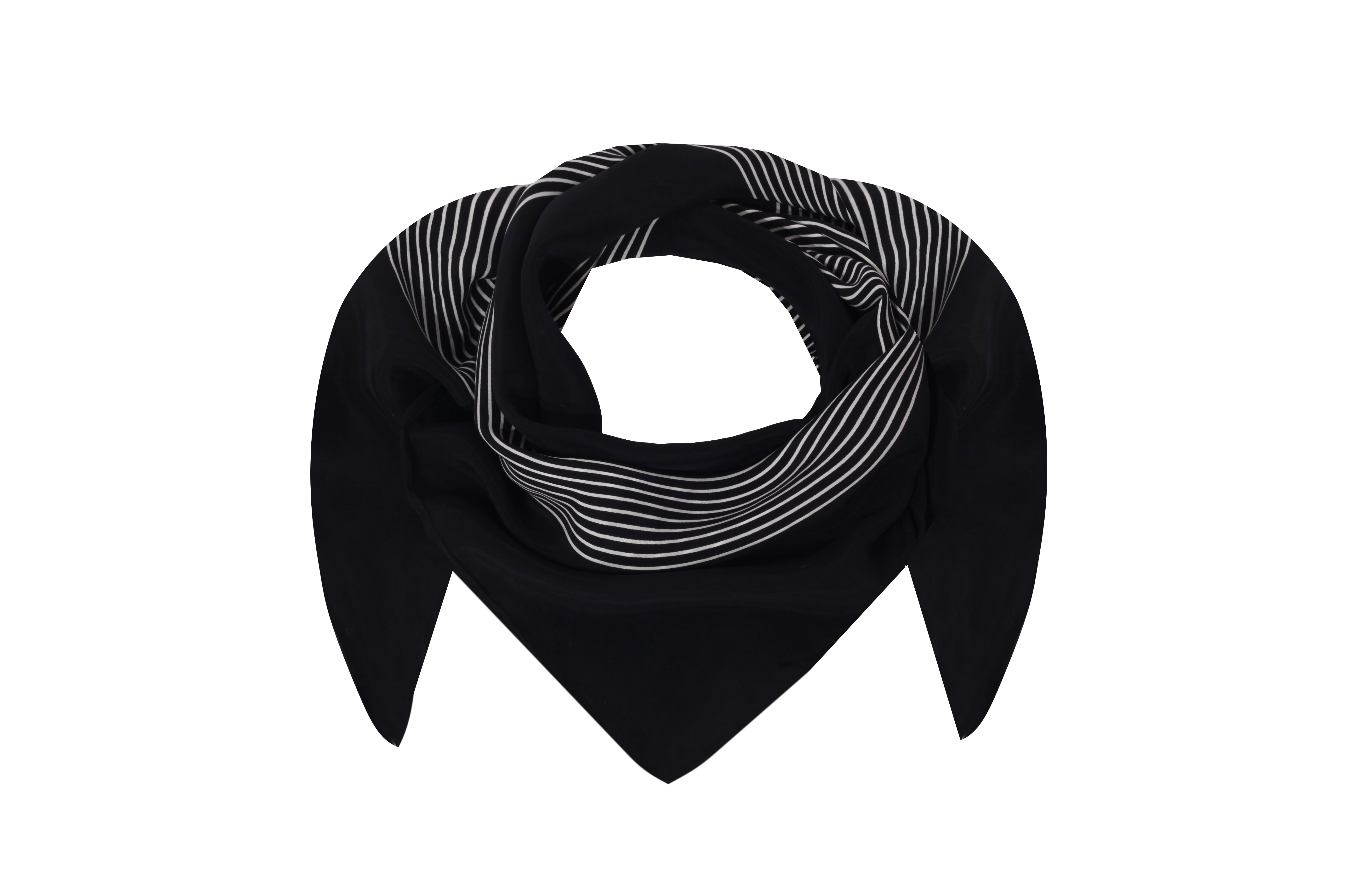 Leon Scarf/Pareo